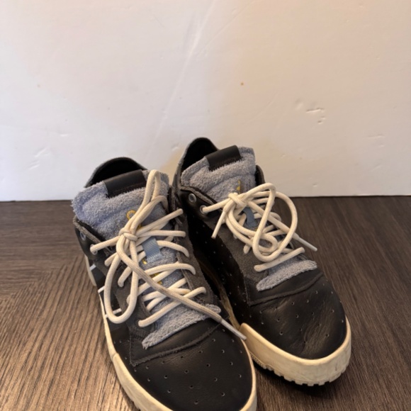 Adidas Rivalry RM Low Core Black / Carbon Sneakers Shoes Size 7 EE6377 - Picture 2 of 6